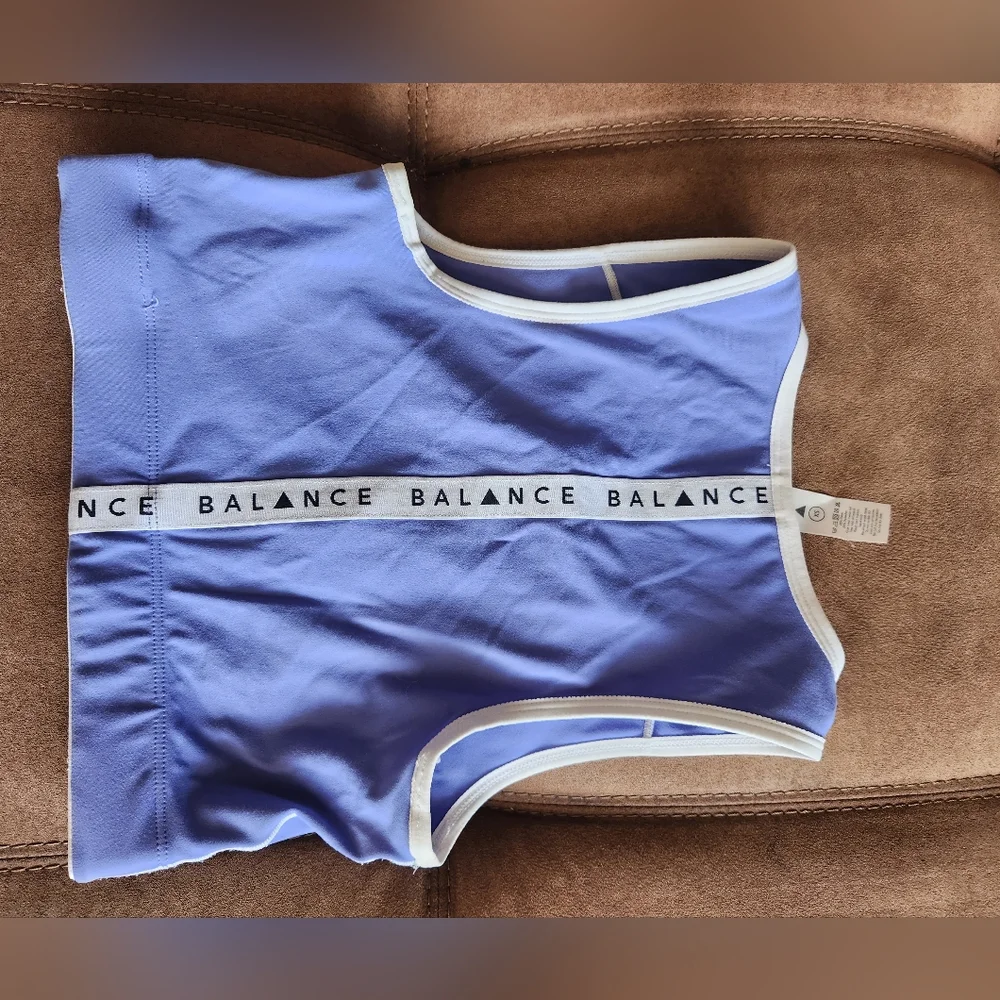 Balance athletic. - Picture 1 of 2